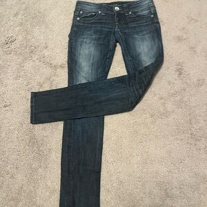 Guess Women's Dark Wash Jeans!!